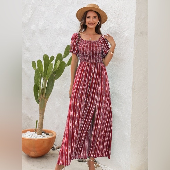 Capturing Time Short Sleeve Maxi Dresses Summer - Picture 2 of 4